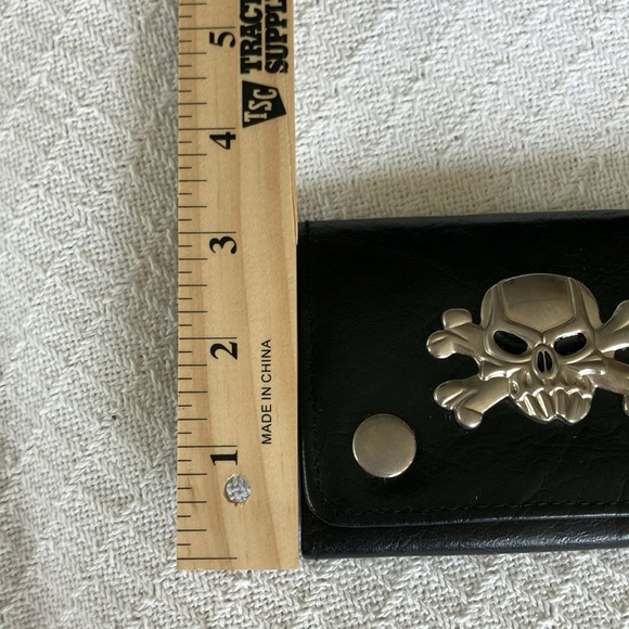 ☠️ Black Trifold Wallet with Skull and Cross ☠️ - Picture 11 of 13